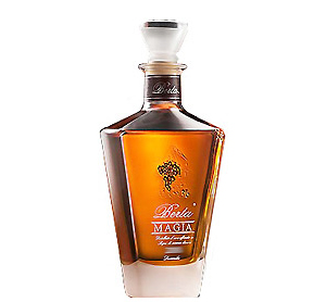 &acute;Magia&acute; &middot; Distillato da Uva 2009, Distillerie Berta, Piemont