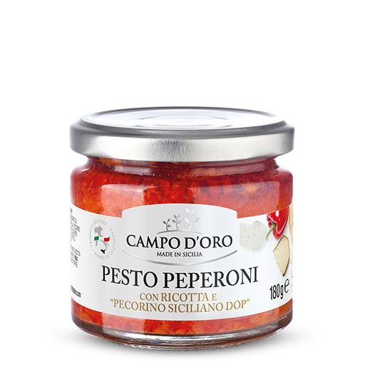 Paprika Pesto mit Ricotta und Pecorino Siciliano DOP, Villa Reale, Sicily